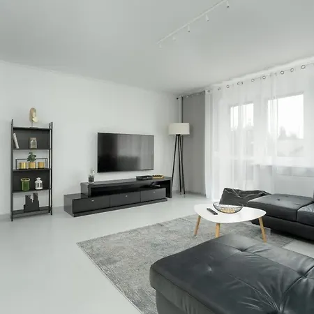 Feriehus Spacious House With Balcony Ideal For Families By Renters *