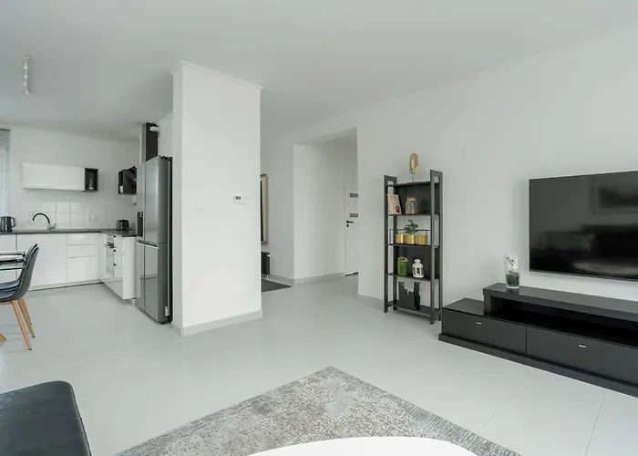 بيت للعطل Spacious House With Balcony Ideal For Families By Renters