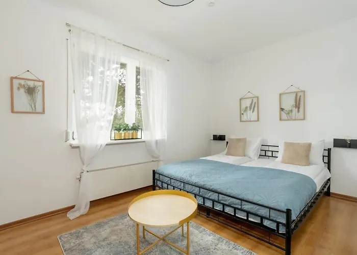 بيت للعطل Spacious House With Balcony Ideal For Families By Renters